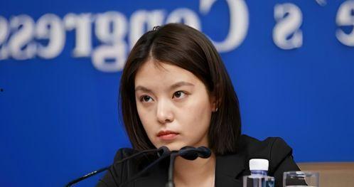 新闻大爆料韩国美女视频,揭秘幕后真相与网络传播效应 第2张 新闻大爆料韩国美女视频,揭秘幕后真相与网络传播效应 第2张